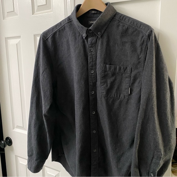 Eddie Bauer Long Sleeve Button Down Classic Fit Flannel in Large Dark Grey - Picture 6 of 6